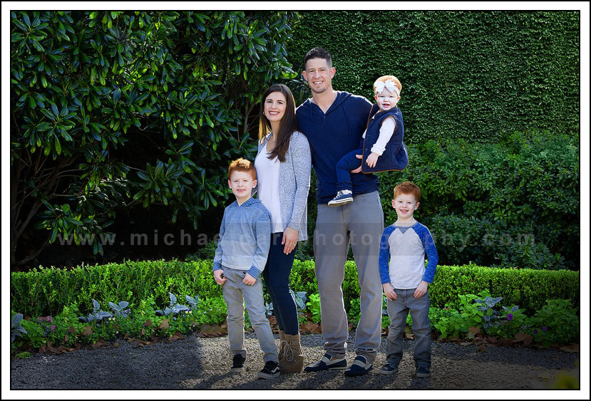 Helpful Tips for Your Outdoor Family Portrait